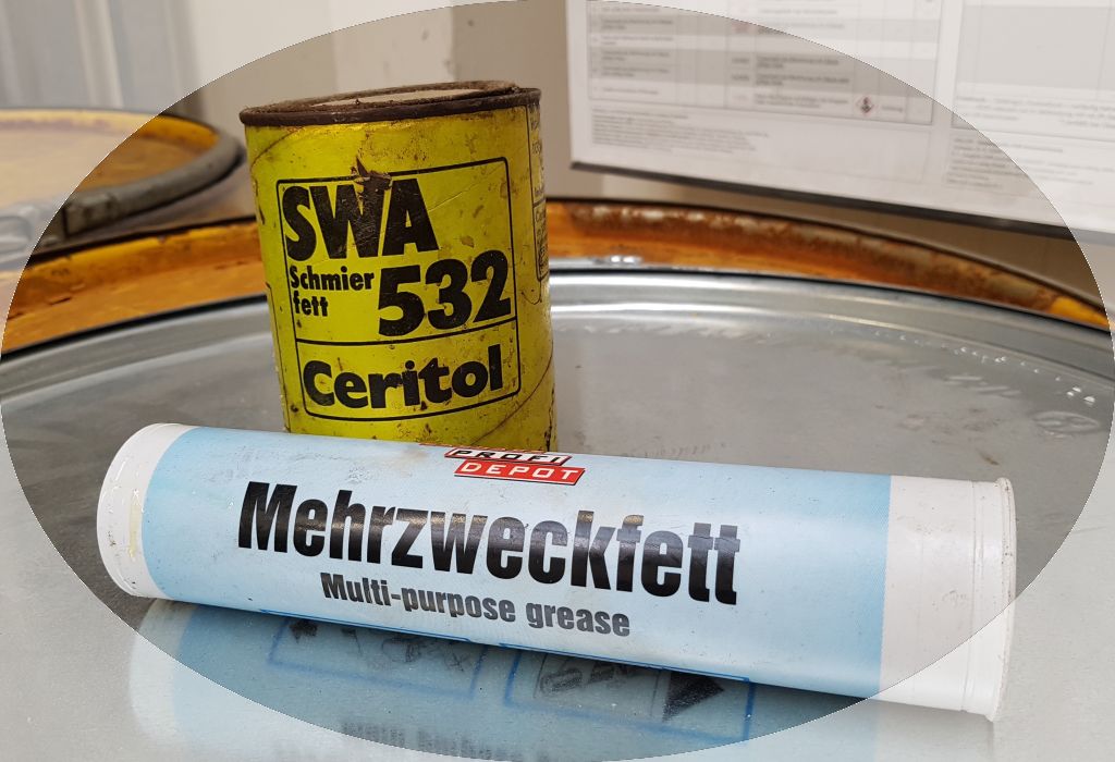 Mineralische Fette zur Verwendung als z.B. Schmierstoff- oder in der Kosmetikindustrie.