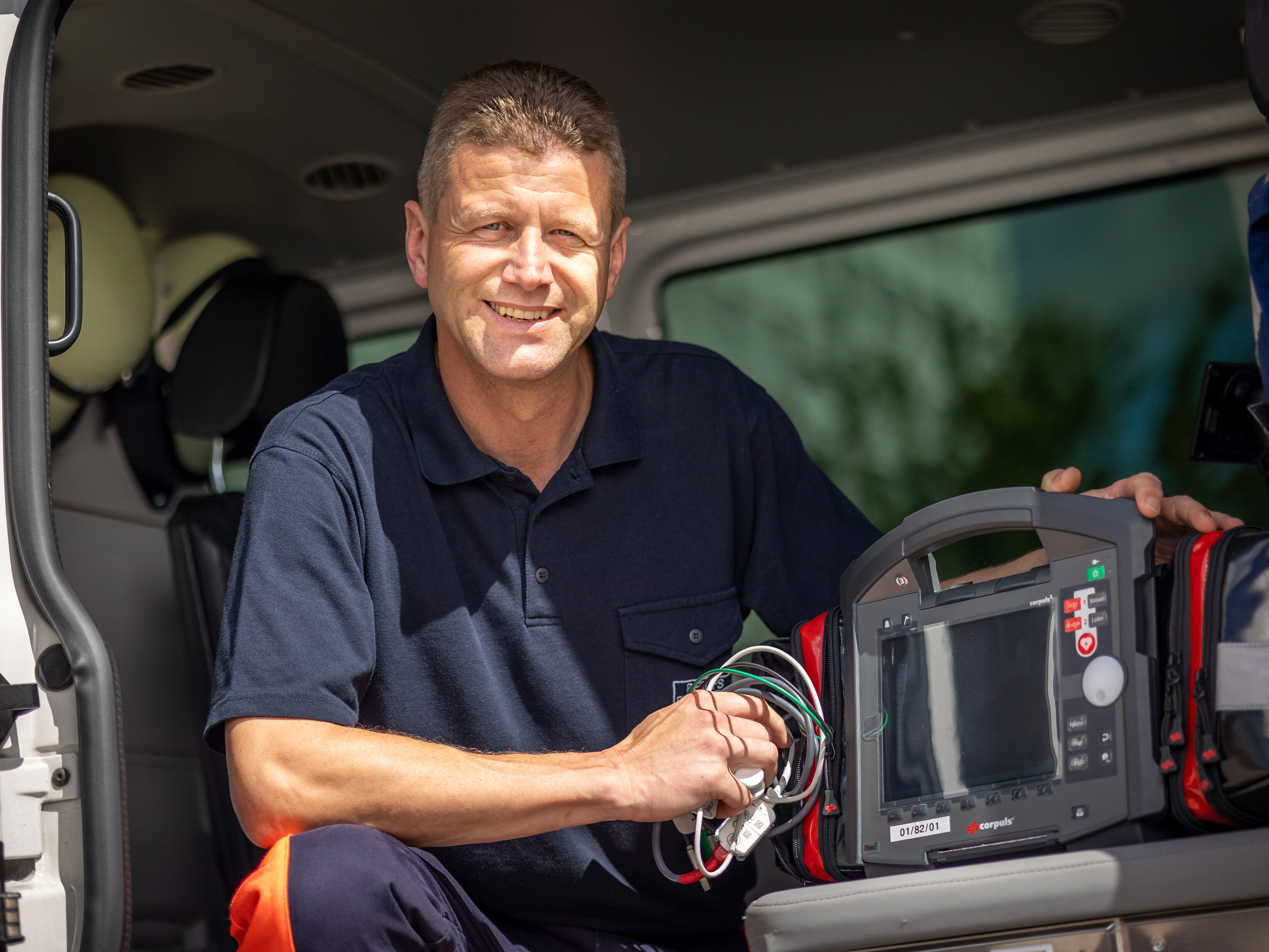 Steven Mähnert, Mitarbeiter und Ausbilder im Rettungsdienst bei der Berufsfeuerwehr Halle (Saale)