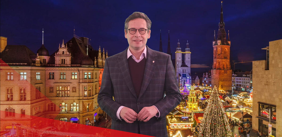 Oberbürgermeister vor dem Weihnachtsmarkt