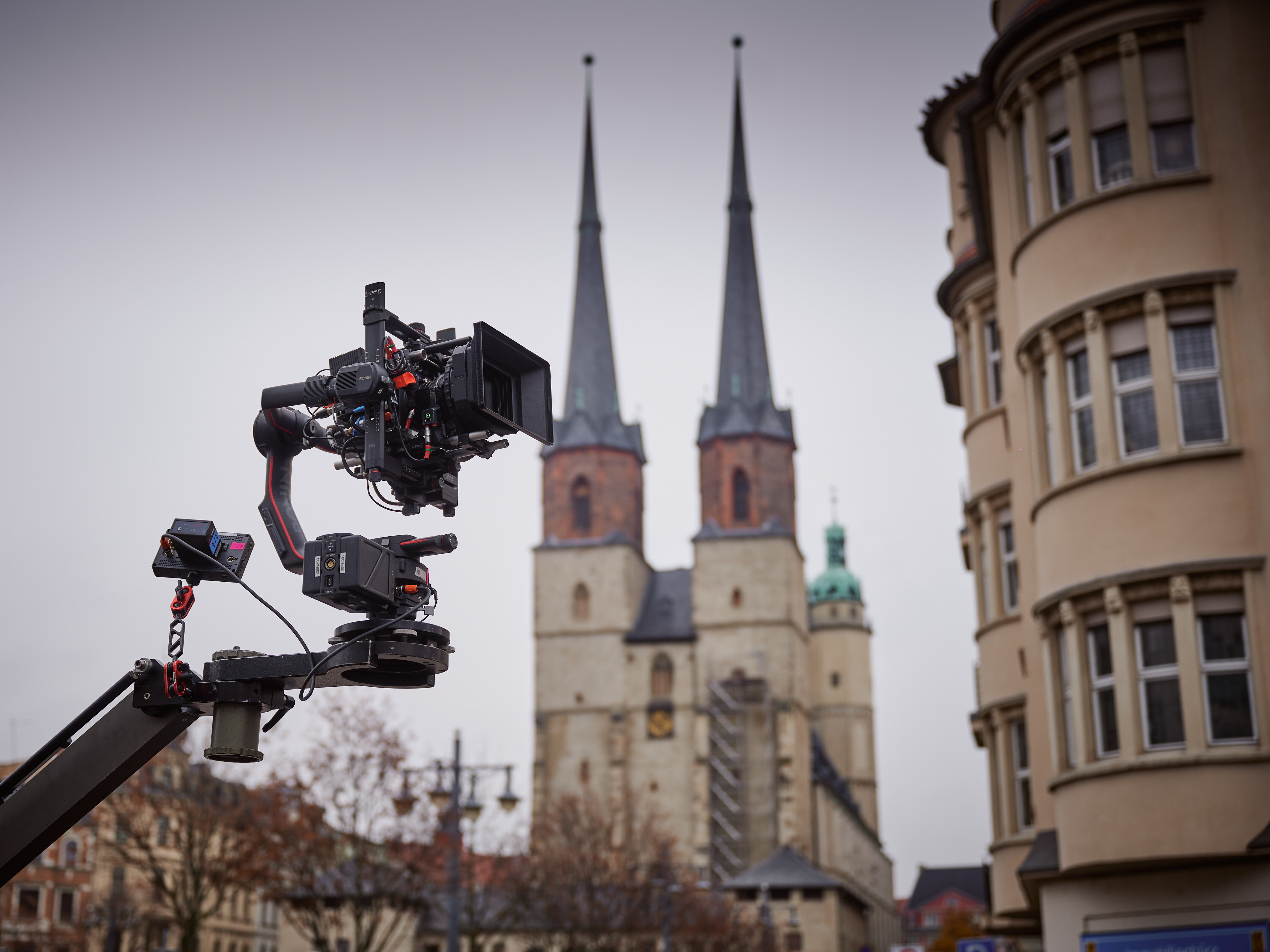 Filmkamera von den Türmen der Marktkirche