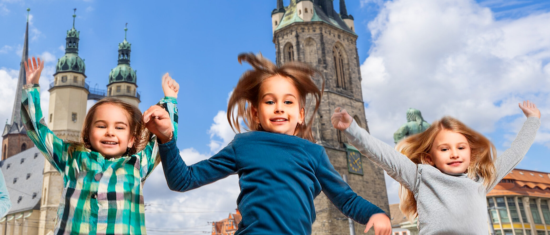 Hüpfende Kinder vor Halle-Silhouette